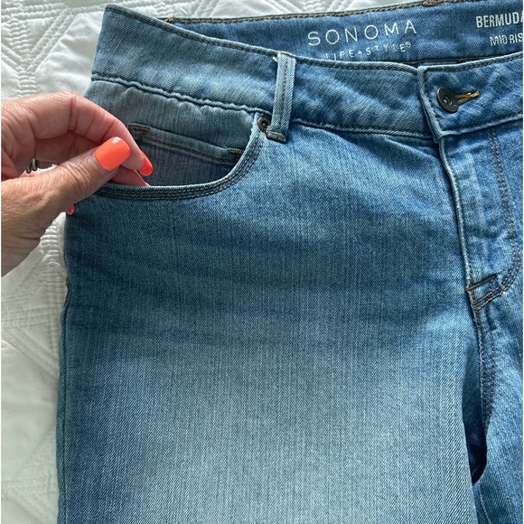 Sonoma, Life & Style Bermuda Shorts Size 6 Medium Blue Mid Rise NWOT - Picture 2 of 10